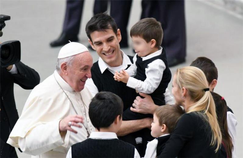 INVIO MISSIONARIO DELLE FAMIGLIE
